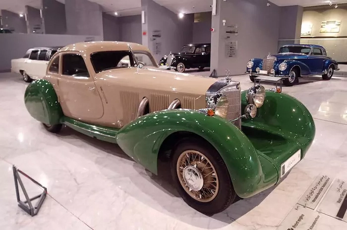 ماشین قدیمی زیبا در موزه خودرو نمک آبرود 41763874384